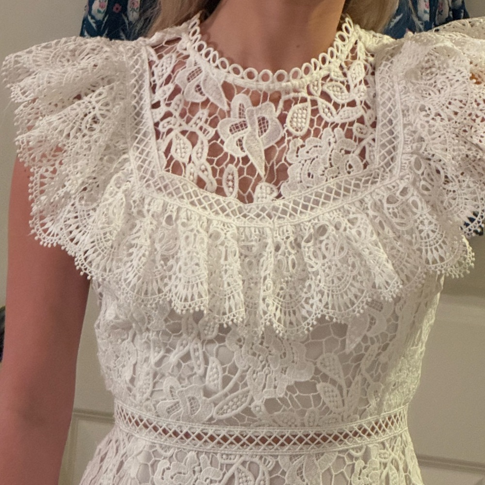 Adelyn Rae Ivory Lace Dress - Picture 2 of 6